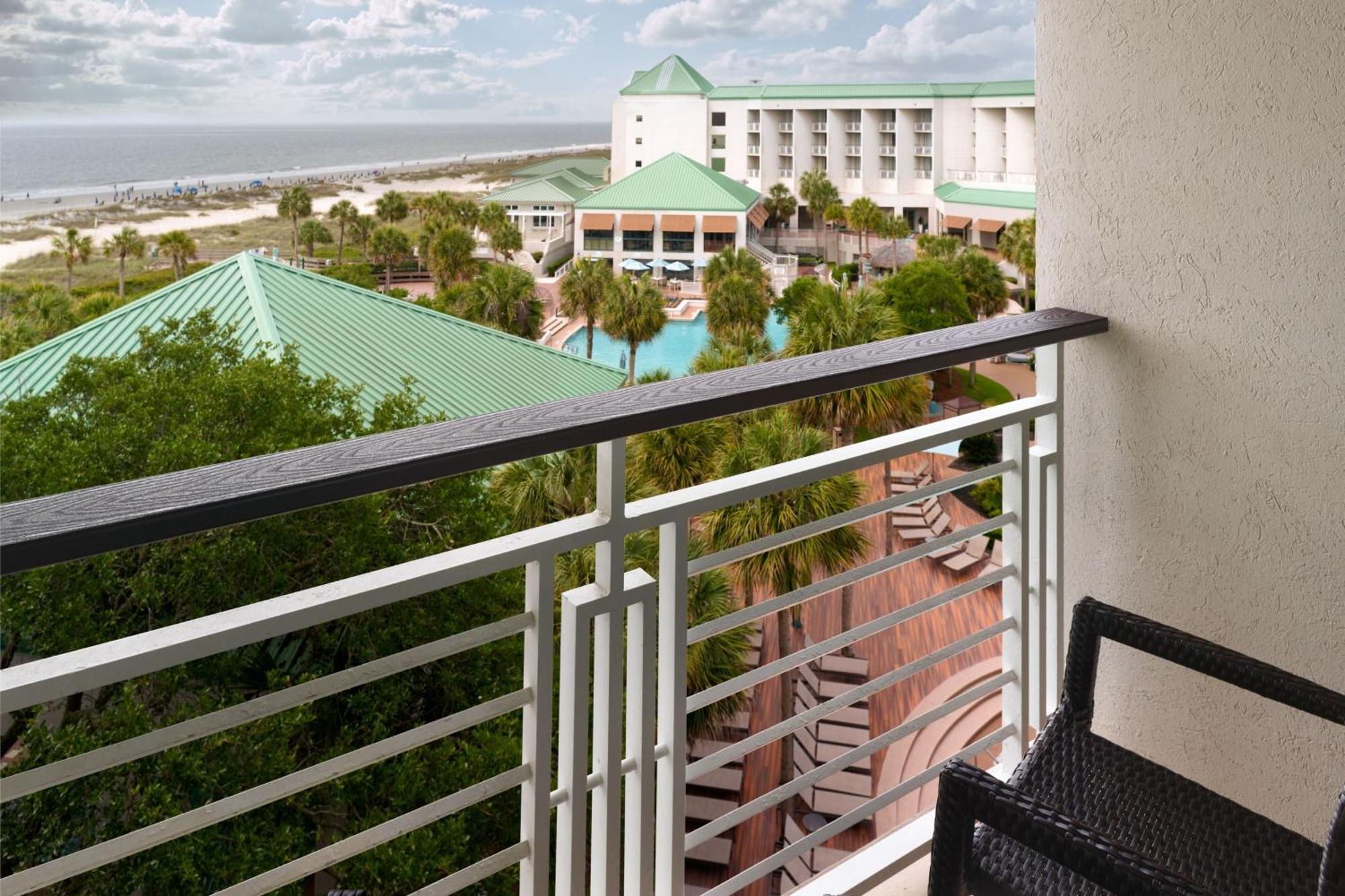 Grand Deluxe Ocean View Guest room 1 King Ocean view