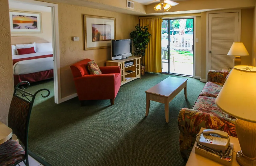 Players Club Resort-1