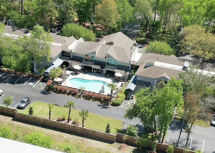 Hilton Head HotelsHampton Inn Hilton Head